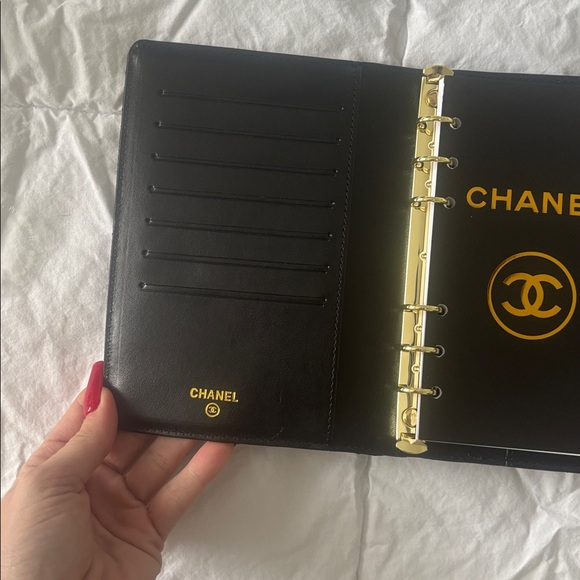 CC NOTEBOOK - Picture 3 of 9